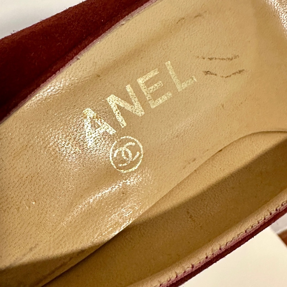 Chanel Elegant Red Women's Sandals - Picture 10 of 13